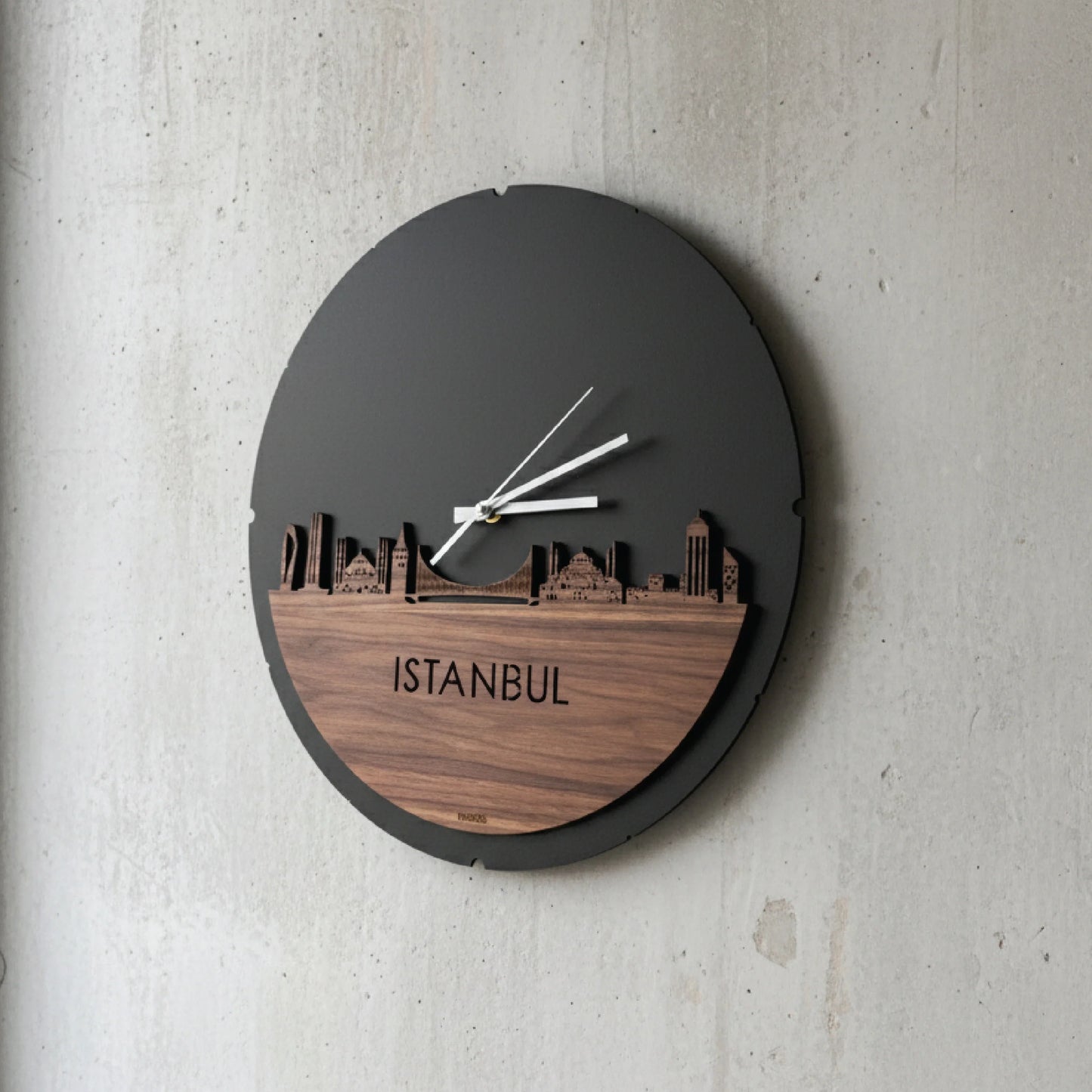 Black & Brown Istanbul Round Wall Clock – Elegant Wooden Home Décor Clock